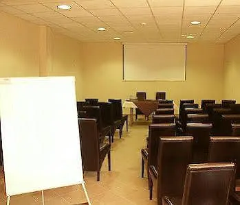 ***  Hotel Poleski Cracóvia Polónia
